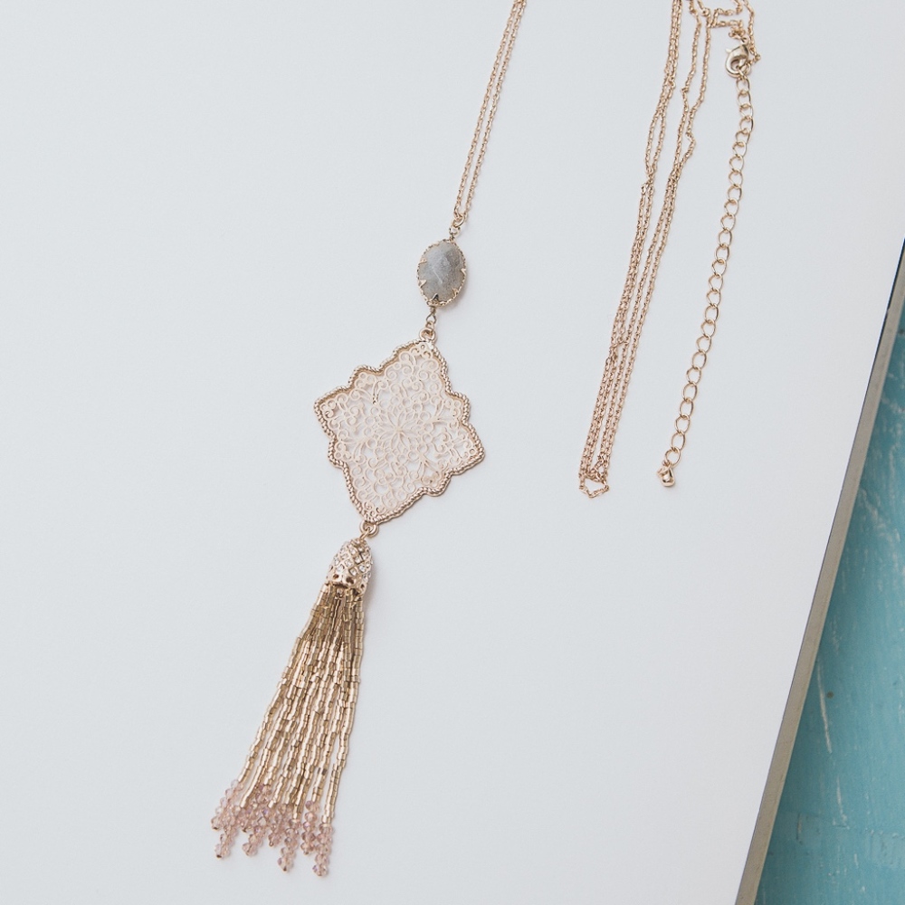 Boho pendant necklace